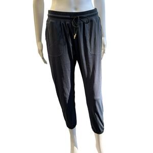 ZYIA Active Women’s Navy Blue Joggers Size Medium EUC